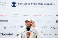 Tenista Carlos Alcaraz desiste do torneio de Barcelona devido a lesão no pulso