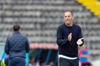 Petit quer vencer Arouca para “fechar” contas da manutenção do Santa Clara na I Liga