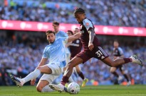 Vitória de Aston Villa garante acesso direto de Sporting à Liga dos Campeões