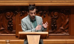 Livre considera que programa do Governo “faz lembrar troika” e acusa executivo de arrogância