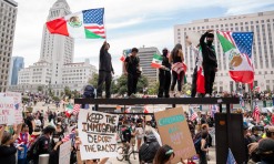 “Este não é o modo norte-americano”: milhares marcham em Los Angeles contra Donald Trump