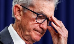 Governo dos EUA ameaça banco central com tribunais por não cortar taxa de juro