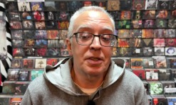 LusaTV: REPORTAGEM: Loja de música Piranha resiste há 30 anos no Porto graças a um "nicho muito fiel"