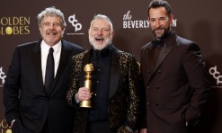 “The Pitt” e “Adolescência” vencem maiores prémios de TV nos Globos de Ouro