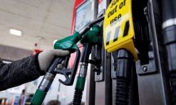 Estados Unidos começam a libertar 172 milhões de barris da reserva de petróleo