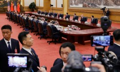 Trump e Xi encerram reunião após duas horas de conversações que abordaram Taiwan