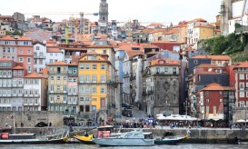 Barco liga a partir de hoje o Porto e Gaia de hora a hora