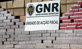 GNR apreende mais de dois milhões de cigarros e detém três homens em Guimarães
