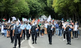Identificadas duas pessoas por comportamentos inadequados contra manifestação do Chega - PSP