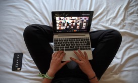Mais de 90% das famílias com acesso à Internet em casa em 2024