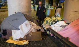 Número de pessoas que deixou de viver como sem-abrigo em 2024 é o mais alto dos últimos seis anos