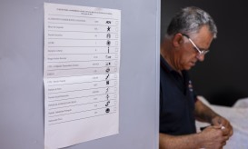Eleições/Madeira: Apesar de "alguns pedidos de esclarecimento" ato eleitoral decorre normalmente - CNE