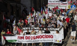 Centenas de pessoas manifestam-se em Lisboa pelo reconhecimento do Estado da Palestina