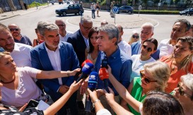 Líder do PS acusa Governo de apresentar “medidas avulso” para o país