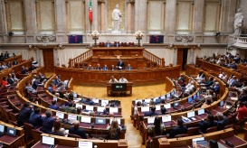 PSD acusa Ventura de “figura triste” e Carneiro de demagogia
