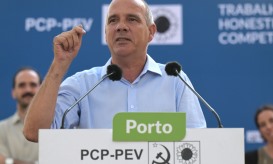 PCP diz que Governo é responsável por milhares de barracas