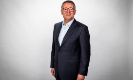 Candidato presidencial Seguro não quer “país de pés de barro” e pede soluções para falhas na saúde