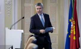 José Luís Carneiro quer contratos territoriais para potenciar interior