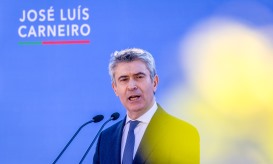 Líder do PS defende projetos de interesse comum para o desenvolvimento das regiões autónomas