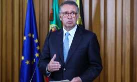 Seguro chega hoje a Madrid para primeira visita ao estrangeiro
