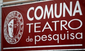 Teatro da Comuna põe em palco "retrato fiel" do mundo atual com "As Cadeiras", de Ionesco