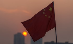 China impõe sanções a empresas e executivos dos EUA por venda de armas a Taiwan