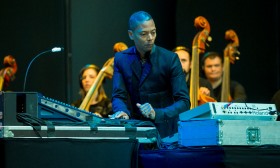 NEOPOP celebra 20 anos com Jeff Mills, Luke Slater e Helena Hauff no alinhamento