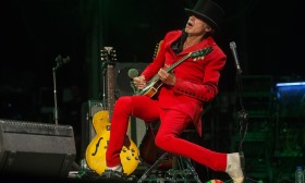 Dezenas de artistas celebram hoje o músico Pedro Gonçalves no palco do São Luiz