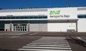 Governo aponta potencial do aeroporto de Beja na defesa e manutenção aeronáutica