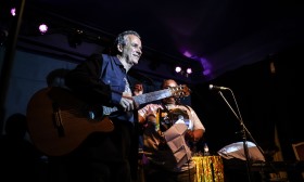 Novo álbum de João Afonso realça importância da poesia em tempo de guerra