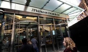 Lucros do JP Morgan descem 6,1% no 1º trimestre para 25,3 mil ME