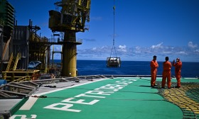 Petrobras procura investimento chinês para desenvolver transporte marítimo e infraestruturas