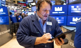 Bolsa de Nova Iorque abre a subir