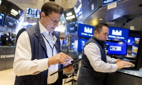 Wall Street fecha sem rumo na expectativa de estatísticas económicas