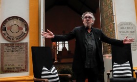 “Wednesday” de volta com Tim Burton que diz "não conhecer uma família que não seja esquisita”