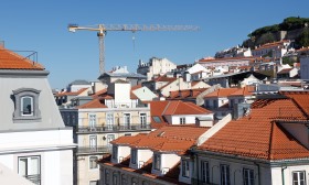 Euribor desce a três e a seis meses e sobe a 12 meses para máximo desde abril