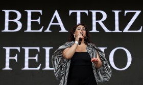 Fadista portuguesa Beatriz Felício estreia-se em Cabo Verde