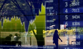 Bolsa de Tóquio abre om Nikkei a perder 0,54%