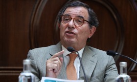 Governo rejeita atrasos e prevê execução total dos pagamentos europeus