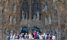 Espanha recebeu recorde de 22,3 milhões de turistas este verão