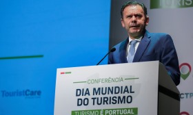 Montenegro tranquiliza empresários com promessa de avançar com novo aeroporto