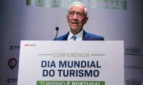 PR aponta consequências do turismo no preço das casas e sublinha importância da coesão cultural