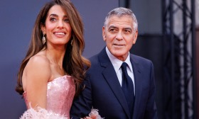 George Clooney,  mulher e filhos receberam a cidadania francesa