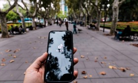 TikTok reativa centro eleitoral para acesso a informação credível