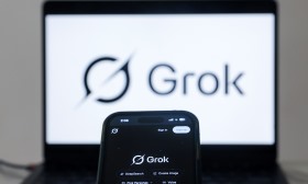 Bruxelas anuncia investigação ao Grok por imagens sexualmente explícitas manipuladas