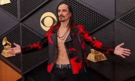 Guitarrista português Nuno Bettencourt vence Grammy por atuação em “Changes”