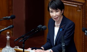 Japão liberta reservas estratégicas de petróleo e não prevê operação no estreito de Ormuz