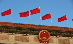 Pequim ameaça UE com retaliação por incluir empresas chinesas em sanções à Rússia
