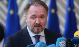 Irão: Bruxelas apela a redução das metas de abastecimento de gás para o inverno