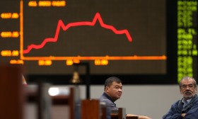 Bolsa de Tóquio fecha a perder 1,24%